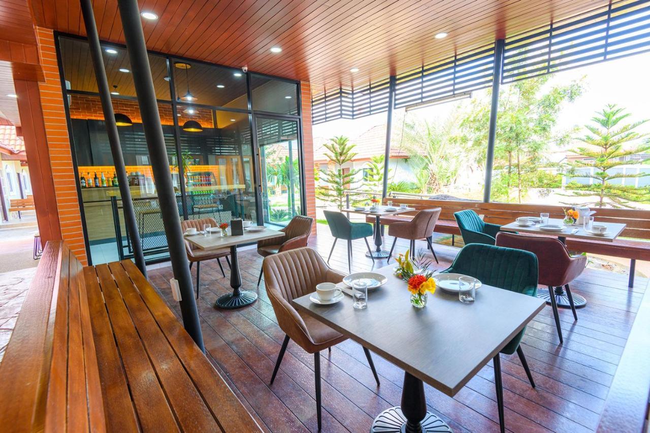 Avarin Resort Pak Chong Exterior foto
